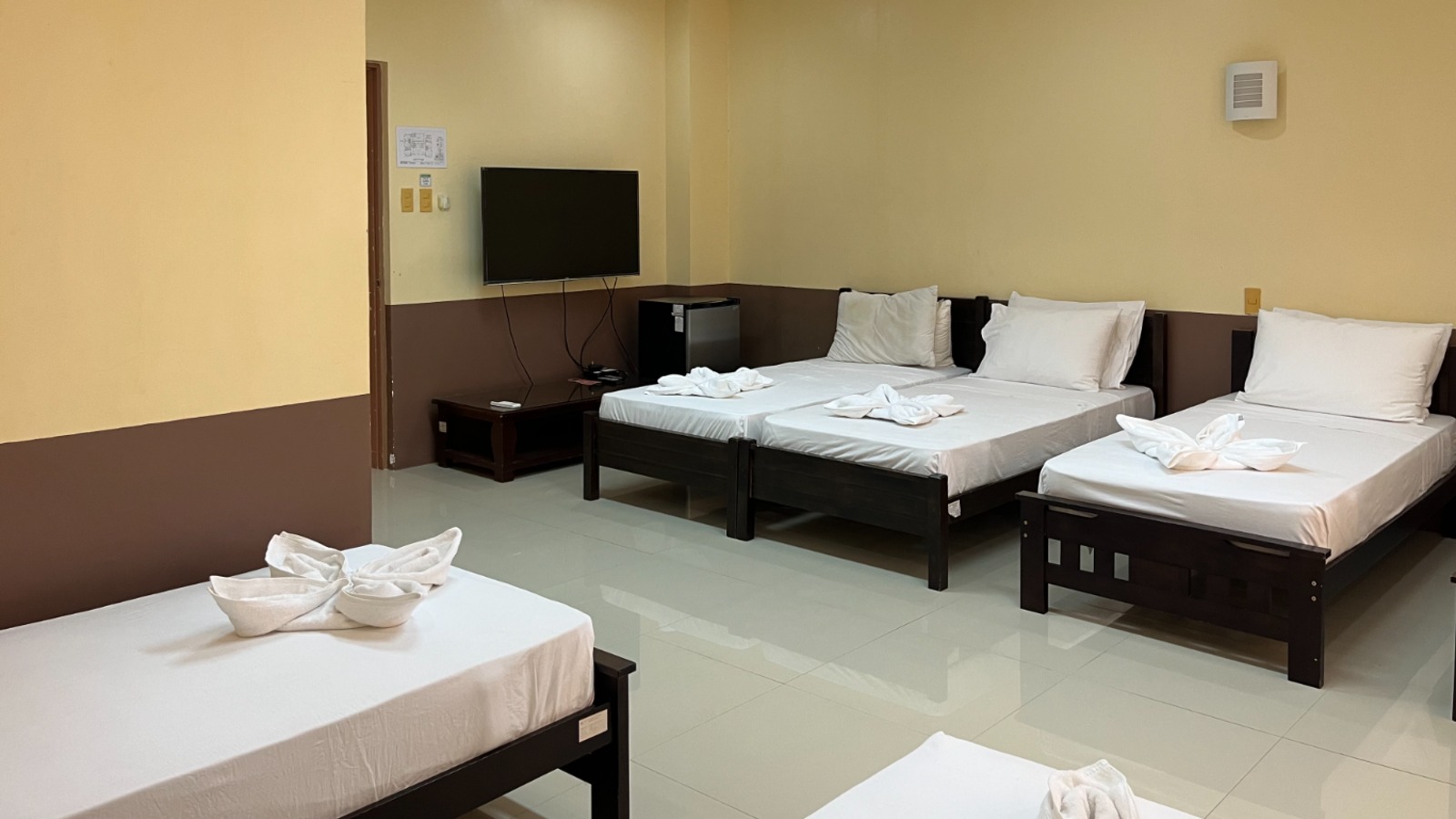 Guest Room 302 - Photo 2