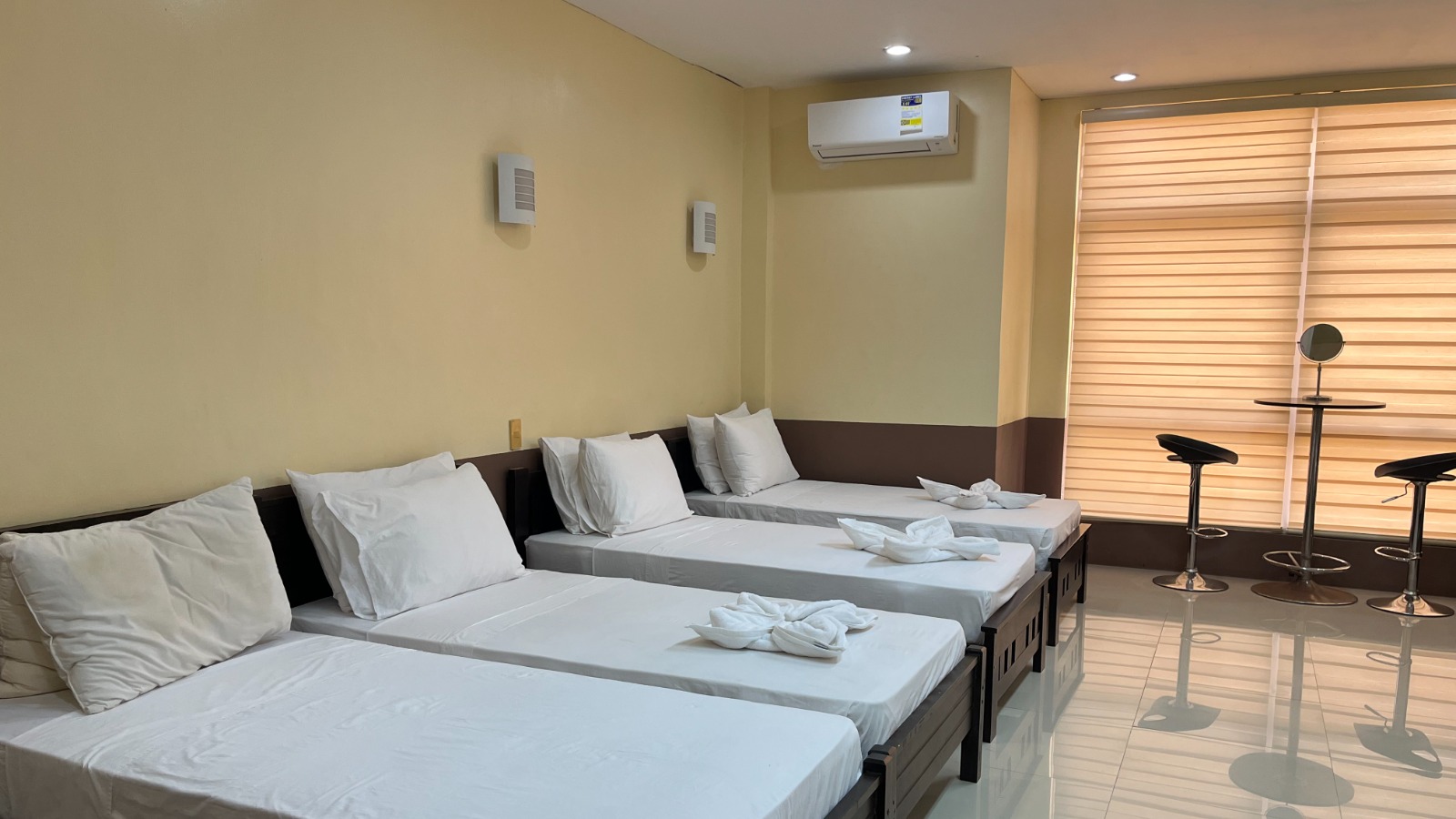 Guest Room 303 - Photo 2
