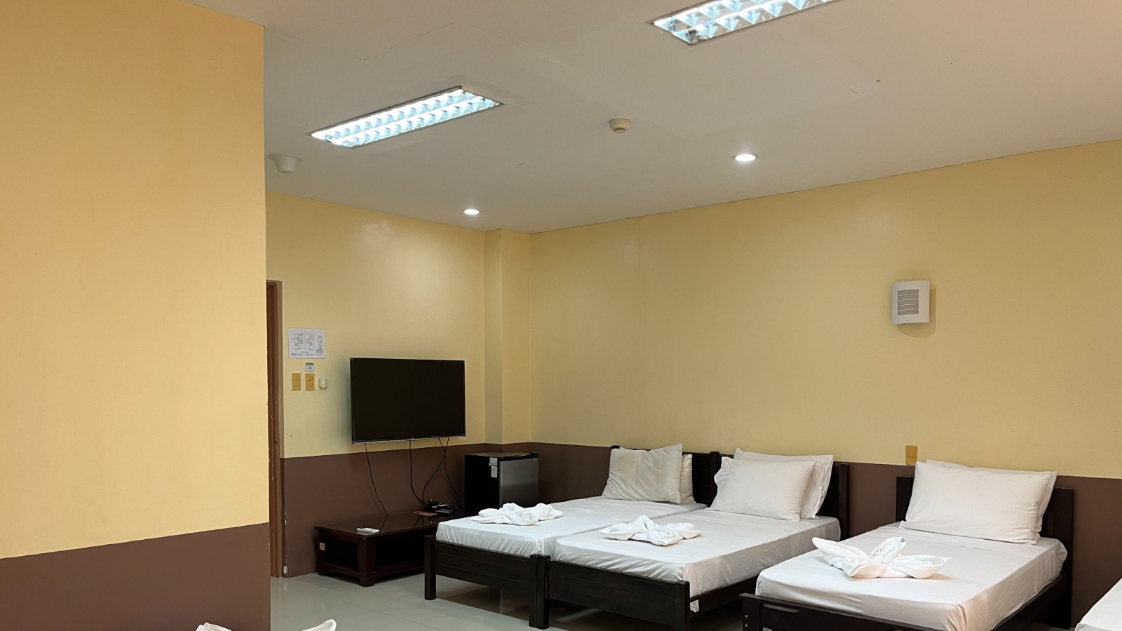 Guest Room 303 - Photo 1